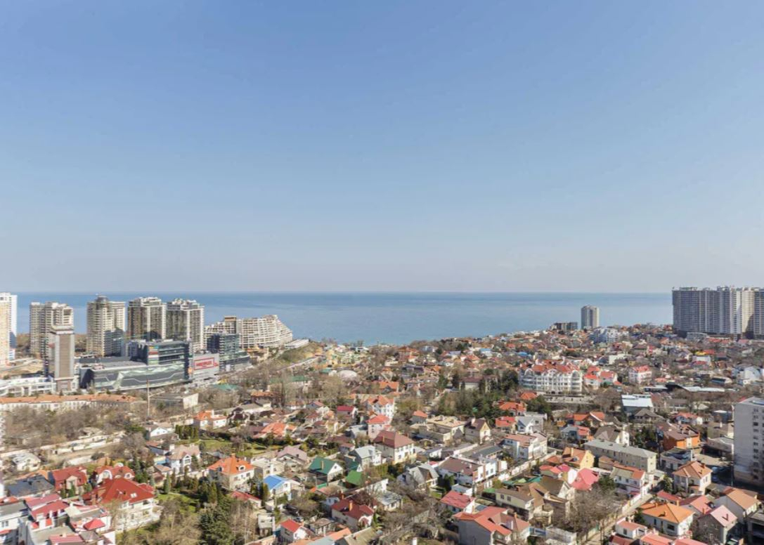 продажа трехкомнатной квартиры номер A-167325 в Приморском районе, фото номер 18